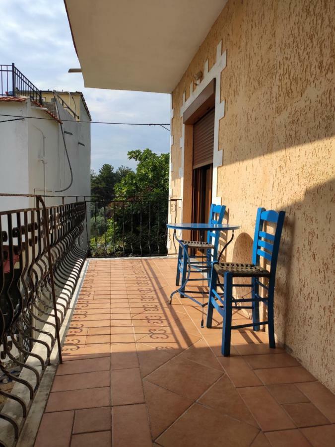 Elpida Apartment ลีเมนาส ภายนอก รูปภาพ
